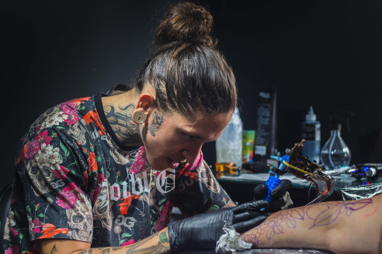 How To Keep Tattoos From Fading? 9 Ways to Save Tattoos