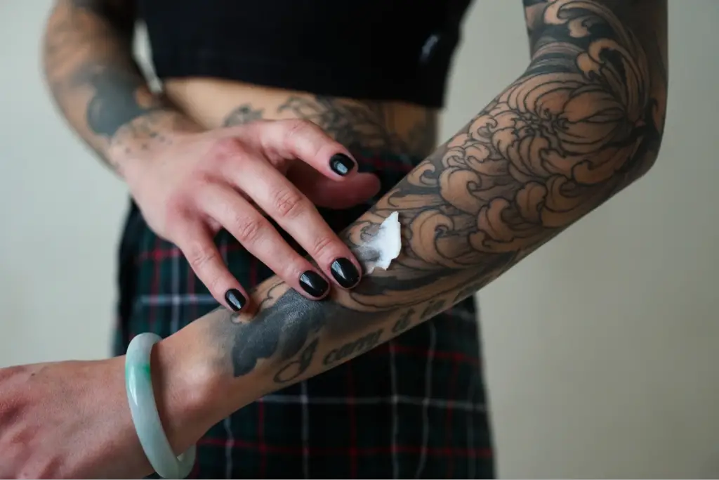 how to protect tattoos from fading